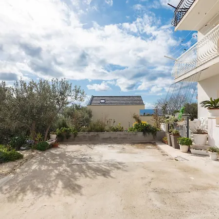 Sunshine Rays Apartamento *