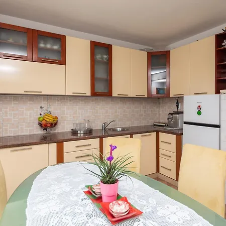 Sunshine Rays Apartment *